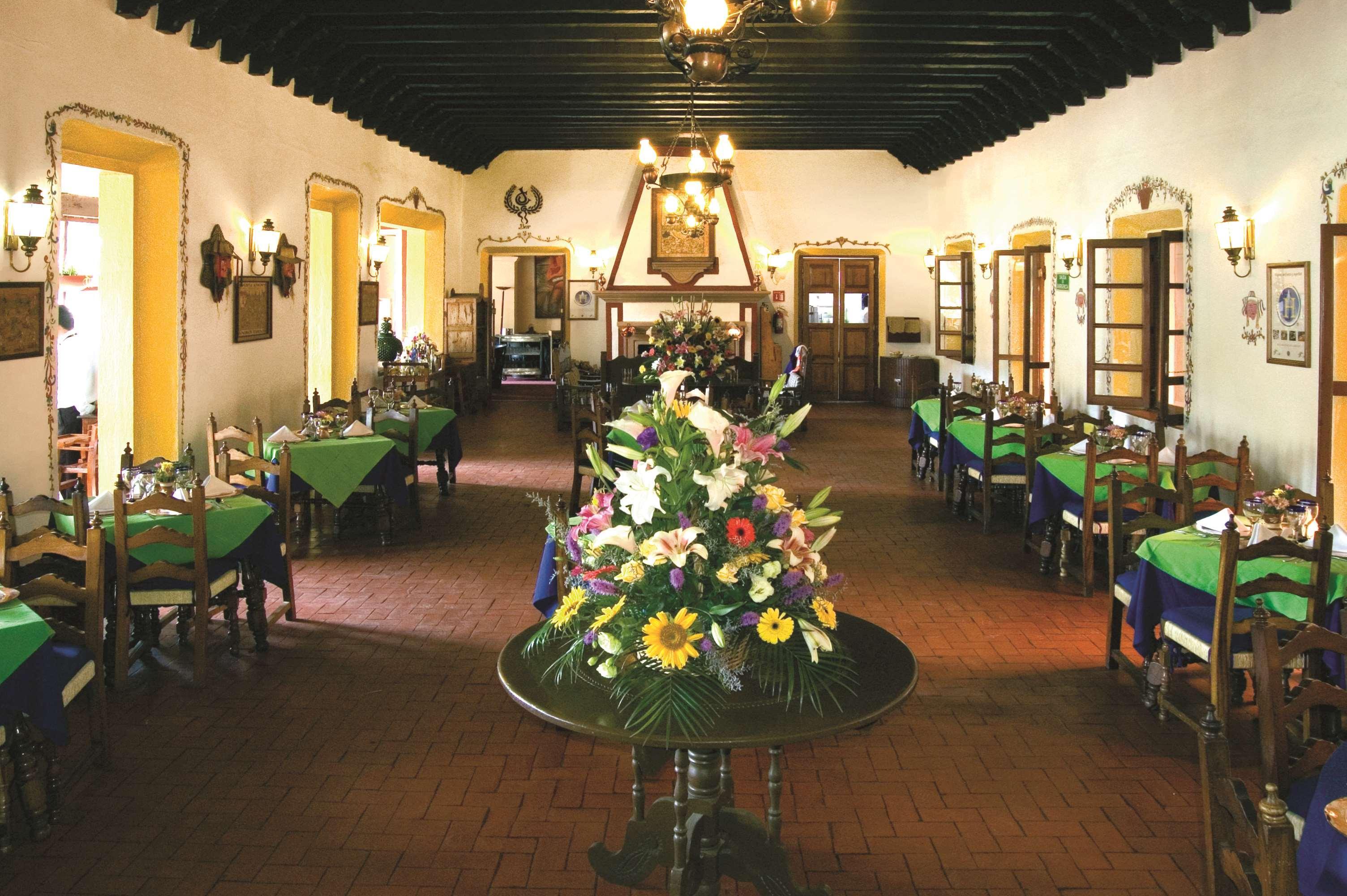 唐瓦斯科贝斯特韦斯特优质酒店 Pátzcuaro 餐厅 照片